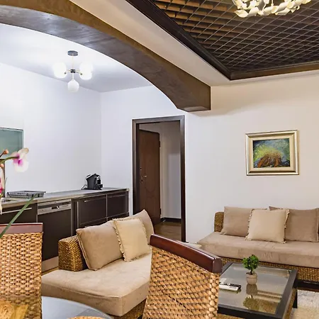 Blloku 2 Bedroom Apartment
